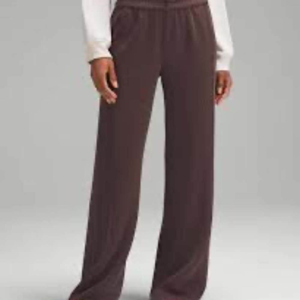 NWT Lululemon Ribbed Softstreme Pants Espresso Sz 8